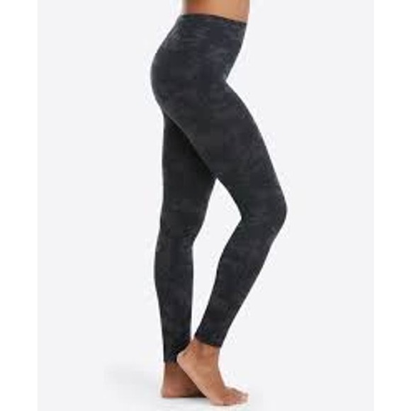 Spanx Women's Seamless Camo Ankle Legging Stretch Pull on Multicolor Size Small - Picture 2 of 13